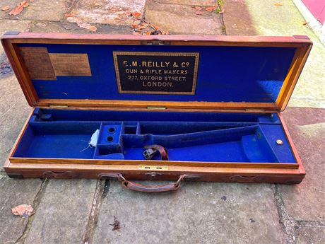 E. M. REILLY GUN CASE - ORIGINAL LABEL - SUPERB