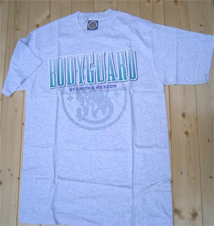 Smith and Wesson " Bodyguard" Grey Medium T Shirt .