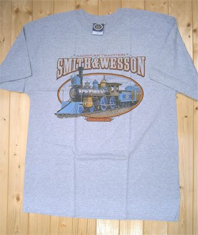 Smith & Wesson classic Railroad Engine Extra Extra Large Grey T Shirt .
